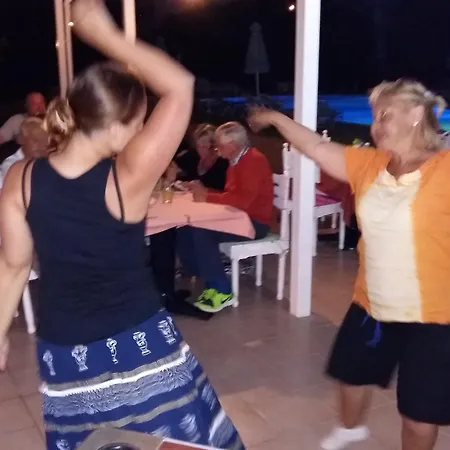 Argo (adults Only) מלון 2*