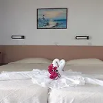Argo (adults Only) Otel